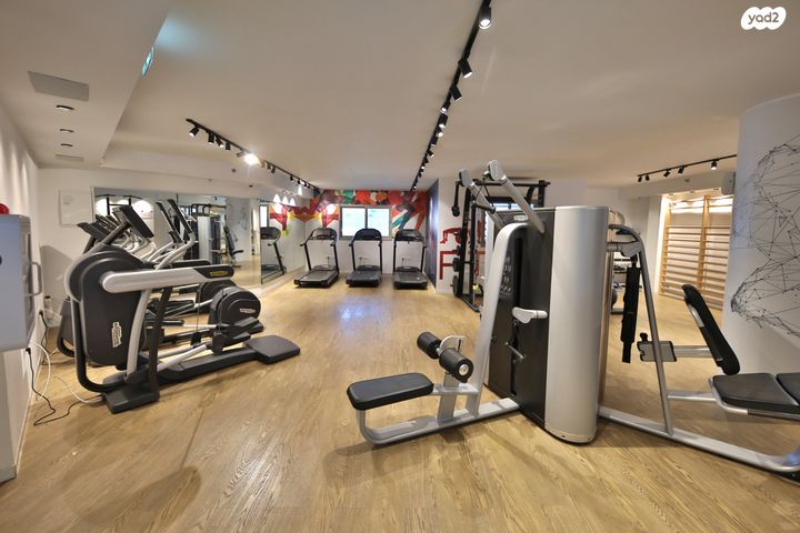 גג/ פנטהאוז, נווה גנים, קרית מוצקין