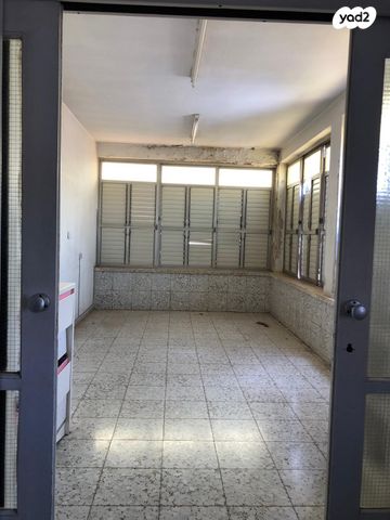 בית פרטי/ קוטג', החמישה, פתח תקווה