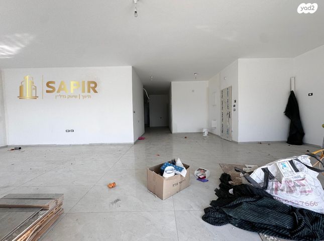 גג/ פנטהאוז, שכון עובדים, עפולה