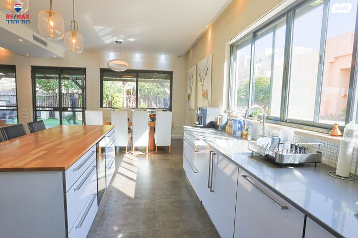 בית פרטי/ קוטג', הוד השרון