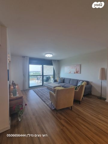 דירה, אלונים, קרית השרון, נתניה