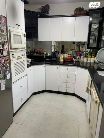 דו משפחתי, גמלא 82, בת חפר, בת חפר