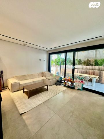 דו משפחתי, תל ברוך צפון, תל אביב יפו