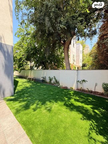 נאות אפקה א'