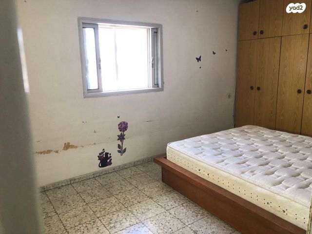 בית פרטי/ קוטג', החמישה, פתח תקווה