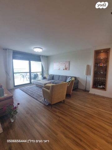 דירה, אלונים, קרית השרון, נתניה