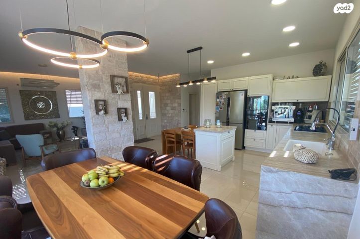 בית פרטי/ קוטג', מצפה הימים, אבטליון