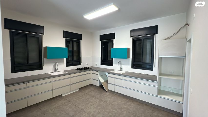 בית פרטי/ קוטג', בני דקלים