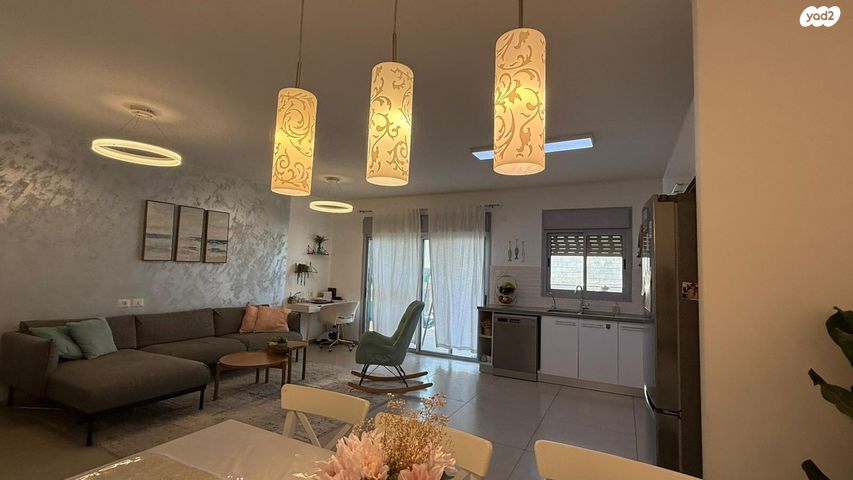 דירת גן, מירון, אורנים, מעלות תרשיחא