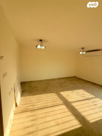 דירה, קרית אריה / שיינפלד, בית שמש