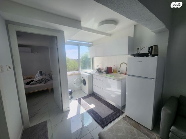 דירה, הראשונים, רובע א', אשדוד