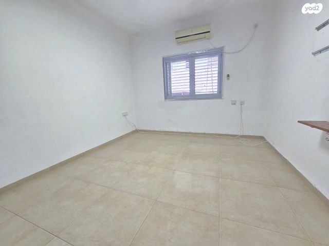 דירה, ליפה ויניצקי, פתח תקווה