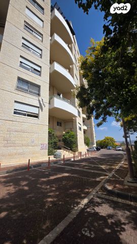 מגדל הלבנון 