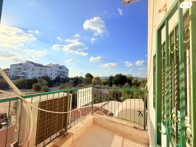 דירה, קרית אריה / שיינפלד, בית שמש