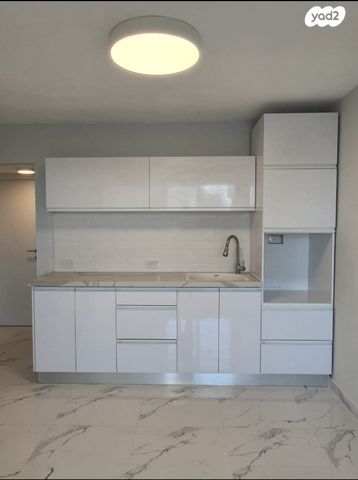 דירה, הראשונים, רובע א', אשדוד