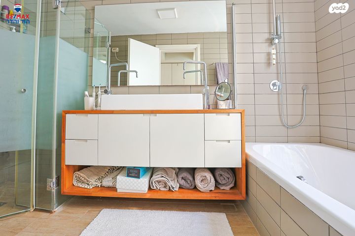 בית פרטי/ קוטג', הוד השרון