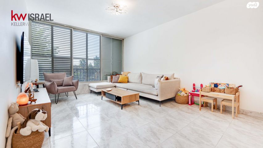 דירה, מפרץ שלמה, קרית שרת מזרח, חולון