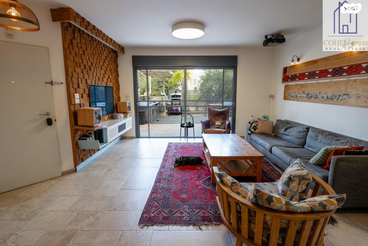 בית פרטי/ קוטג', נופך, מודיעין מכבים רעות