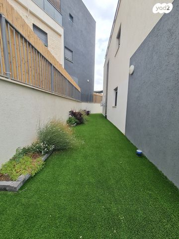 דירת גן, השכונה המערבית, מגדל העמק