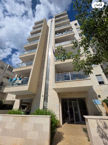 דירה, דרך יבנה, נווה יהודה, רחובות