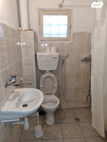 דירה, השושנים, נאות אשכול, יבנה