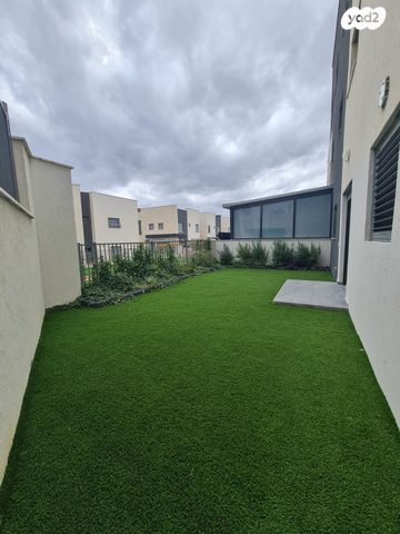 דירת גן, השכונה המערבית, מגדל העמק