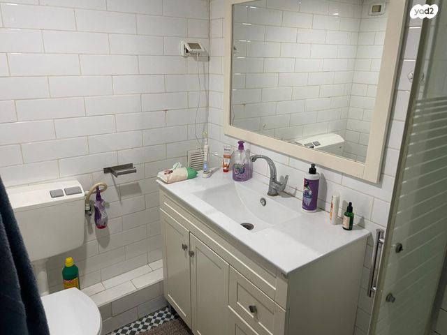 דירה, הנאמנים, שער פלמר, תחנת רכבת השמונה, חיפה