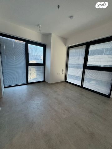 דירה, תוצרת הארץ 1, נחלת יצחק, תל אביב יפו