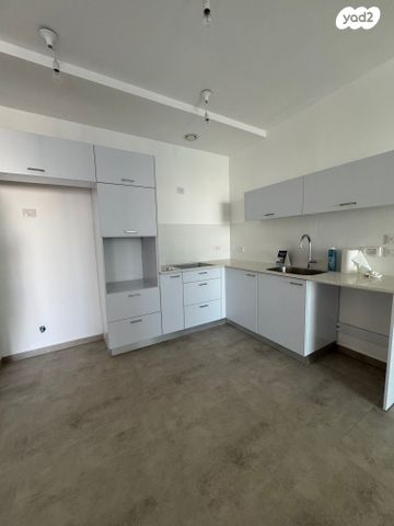 דירה, תוצרת הארץ 1, נחלת יצחק, תל אביב יפו