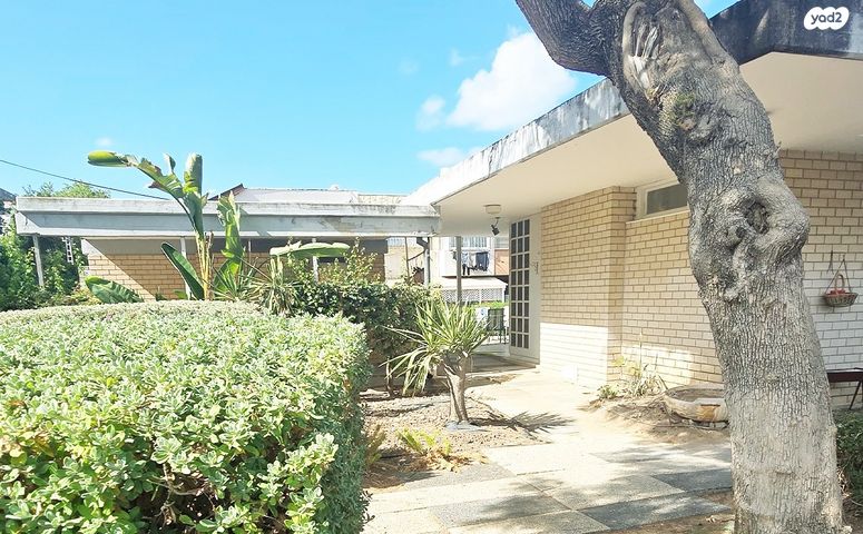 בית פרטי/ קוטג', משה שפירא 23, צפון מזרח מרכז העיר, נתניה