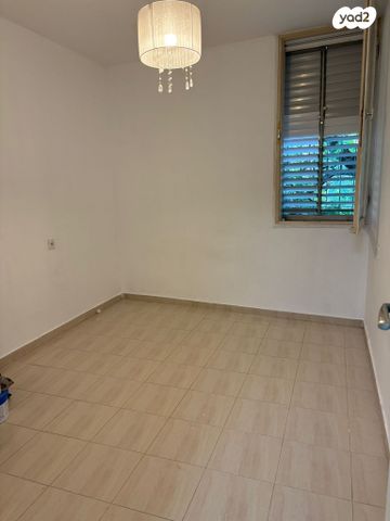 דירה, אנילביץ', שיכון ותיקים, חולון