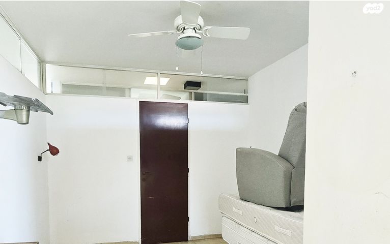 בית פרטי/ קוטג', משה שפירא 23, צפון מזרח מרכז העיר, נתניה