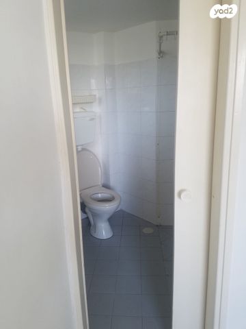 דירה, לוחמי סיני, רמת גן