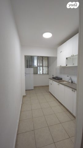 דירה, שבטי ישראל, גבעת אולגה, חדרה