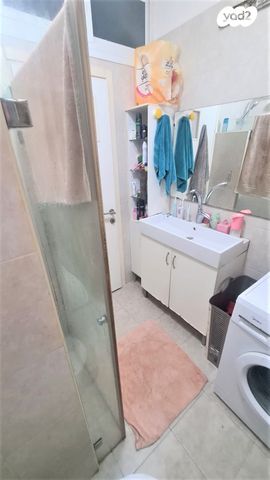 דירה, אריה שנקר, אגרובנק, חולון