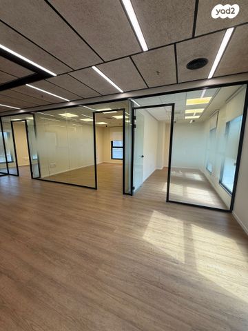 משרדים, רמת גן