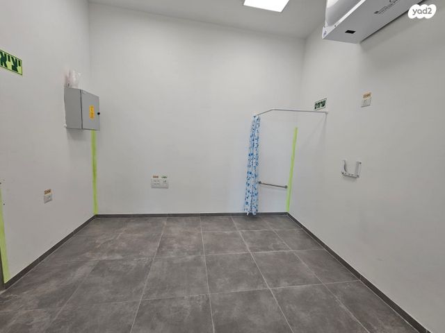 משרדים, באר יעקב