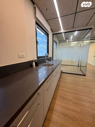 משרדים, רמת גן