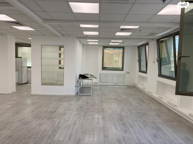משרדים, תובל 11, בורסה, רמת גן