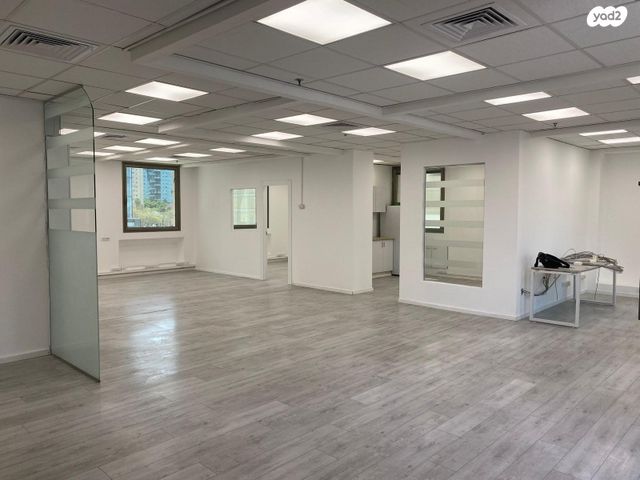 משרדים, תובל 11, בורסה, רמת גן