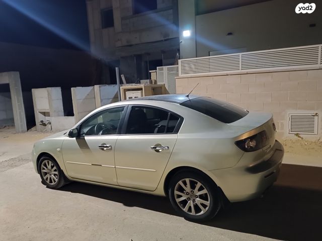 מאזדה 3