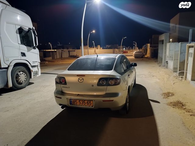 מאזדה 3