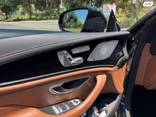 מרצדס-בנץ AMG GT 4 דל' קופה