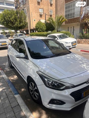 יונדאי i20