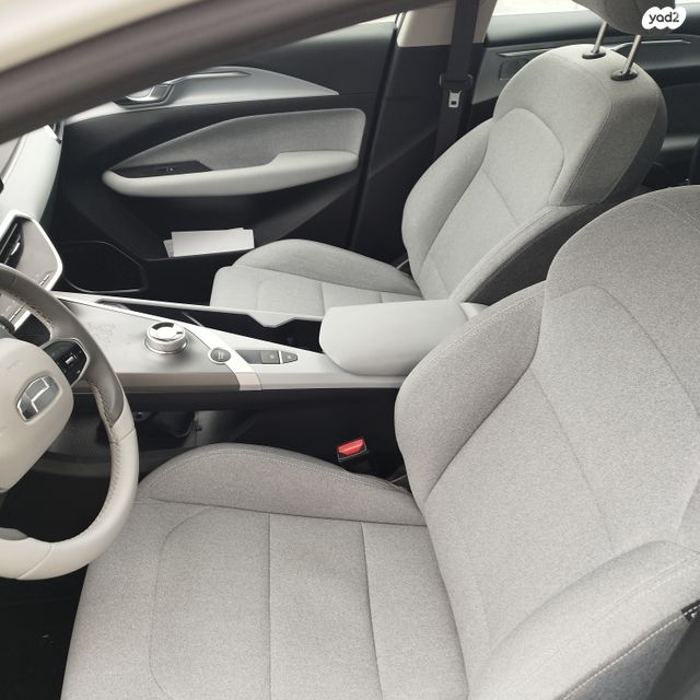 ג׳ילי Geometry C