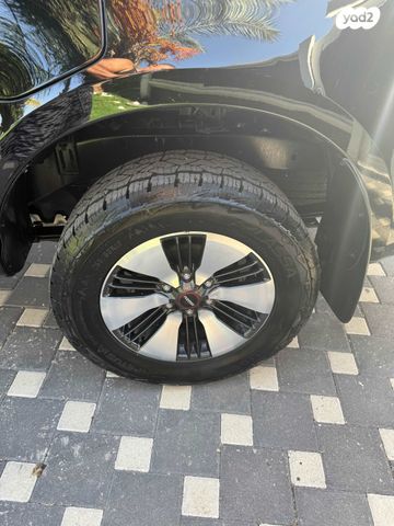 איסוזו די-מקס