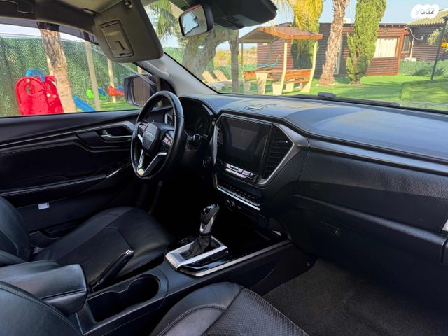 איסוזו די-מקס