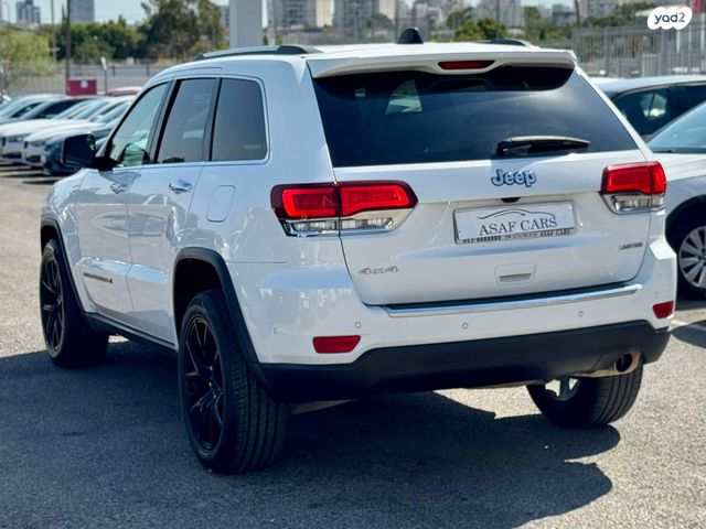 מודעת רכב ג'יפ גרנד צ'ירוקי 2