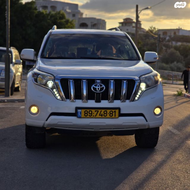 טויוטה לנד קרוזר