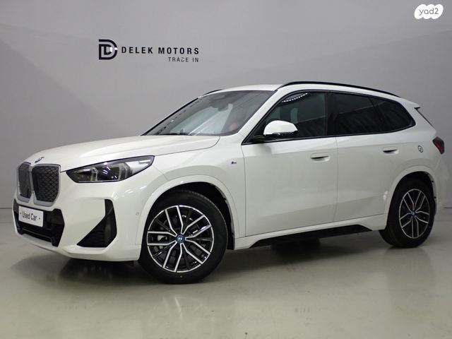 מודעת רכב ב מ וו IX1